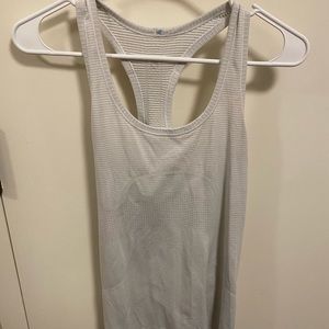 LULULEMON SIZE 6 SWIFTLY TECH TANK TOP